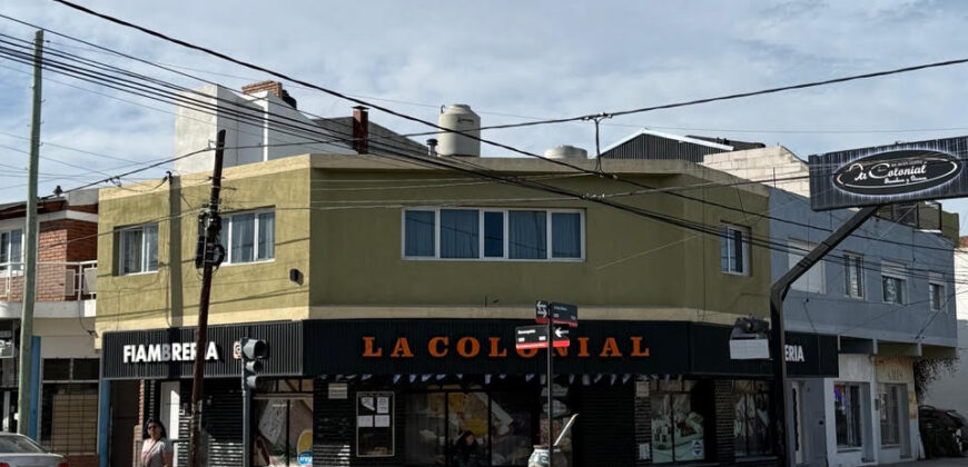 Local Comercial – Av. Gales y Reconquista