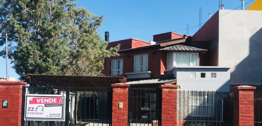 CHALET  Ubicación – Zona Sur