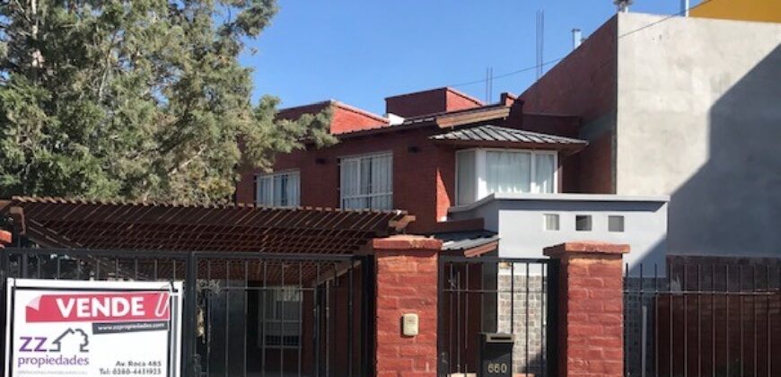 CHALET  Ubicación – Zona Sur