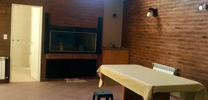 CHALET  Ubicación – Zona Sur