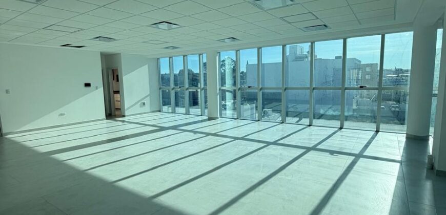 OFICINAS COMERCIALES EN ALQUILER – PLENO CENTRO