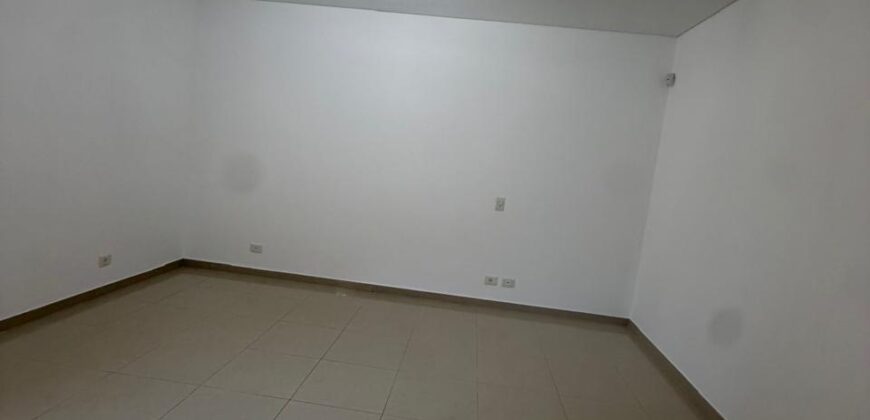 EXCEPCIONAL CASA CON PILETA