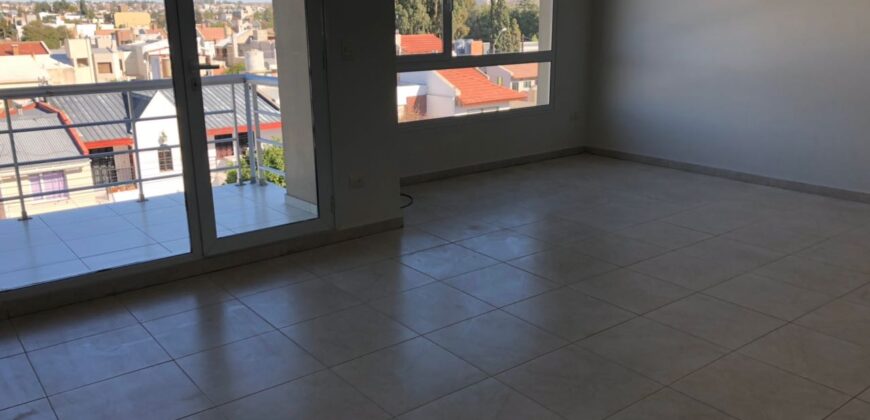 EDIFICIO ALEM 39 – A UNA CUADRA DEL MAR